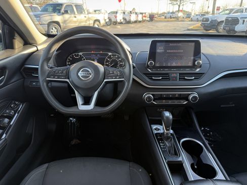 Used 2021 Nissan Altima 2.5 SV image 17