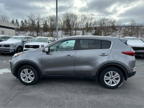 Used 2018 Kia Sportage LX image 8