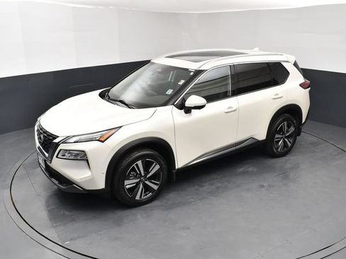Used 2023 Nissan Rogue SL w/ SL Premium Package AWD/4WD image 15