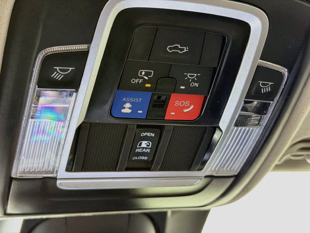 Used 2023 RAM 1500 Limited RWD image 34
