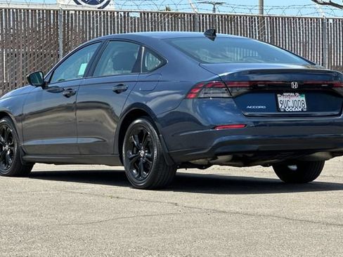 Used 2025 Honda Accord SE image 6