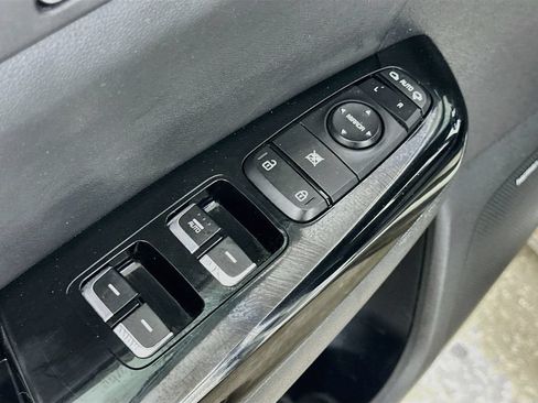 Used 2022 Kia Sportage SX FWD image 22