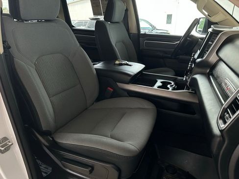 Used 2020 RAM 1500 Lone Star RWD image 17
