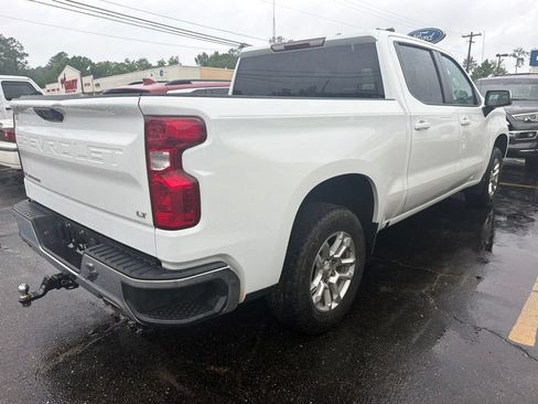 Used 2023 Chevrolet Silverado 1500 LT AWD/4WD image 3