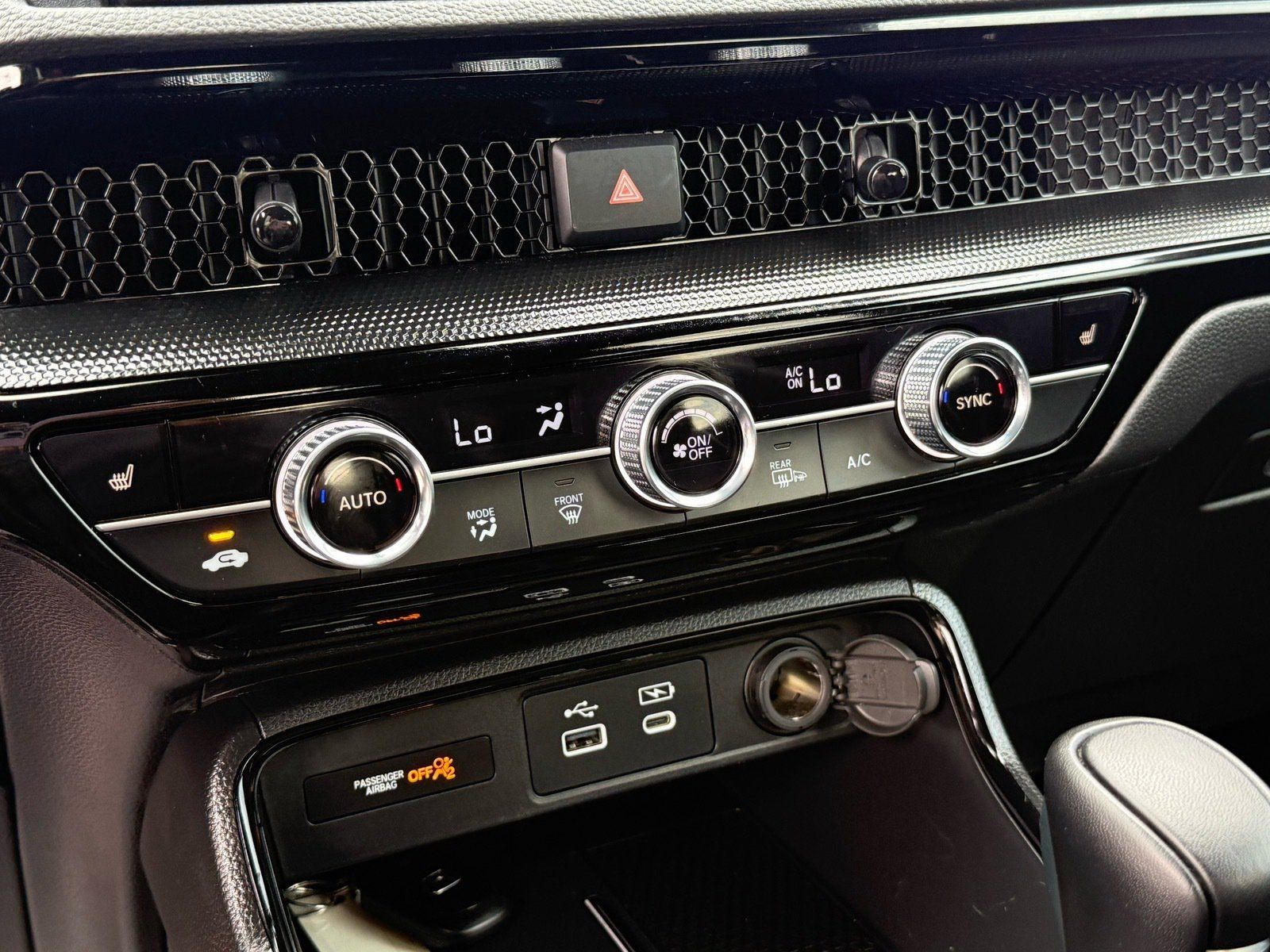 Used 2025 Honda CR-V Sport Touring image 23