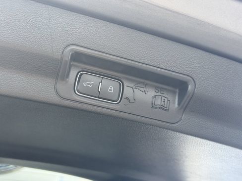 Certified 2025 Ford Explorer ST-Line AWD/4WD image 15