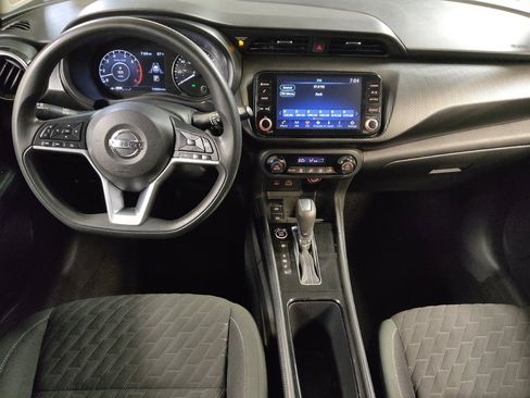 Used 2021 Nissan Kicks SV FWD image 22