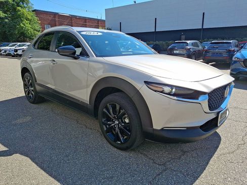Used 2024 MAZDA CX-30 AWD 2.5 S w/ Select Sport Pkg image 3