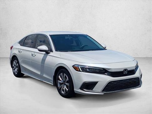 Used 2023 Honda Civic LX image 3