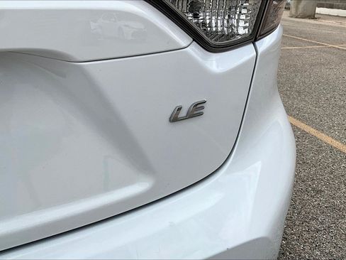 Used 2025 Toyota Corolla LE FWD image 25