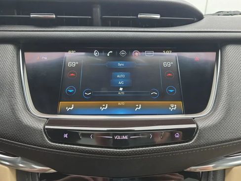Used 2019 Cadillac XT5 Luxury FWD image 33