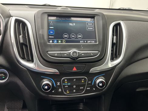 Used 2019 Chevrolet Equinox LT image 16