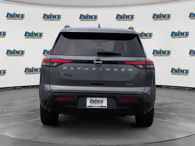 Used 2025 Nissan Pathfinder SV AWD/4WD image 10