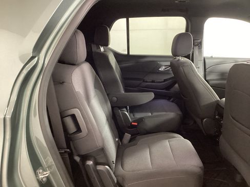 Used 2023 Chevrolet Traverse LT w/ LPO, Floor Liner Package AWD/4WD image 10