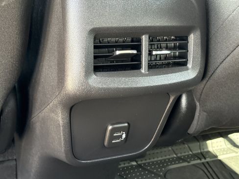 Used 2024 Chevrolet Equinox LT w/ LPO, Floor Liner Package FWD image 14