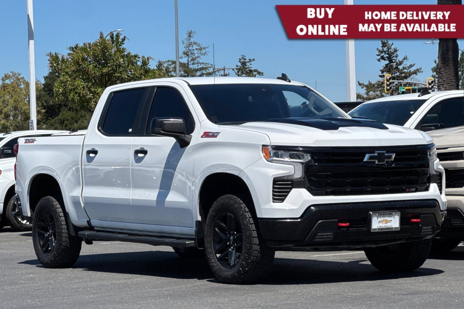 Used 2023 Chevrolet Silverado 1500 LT Trail Boss w/ Protection Package AWD/4WD image 1