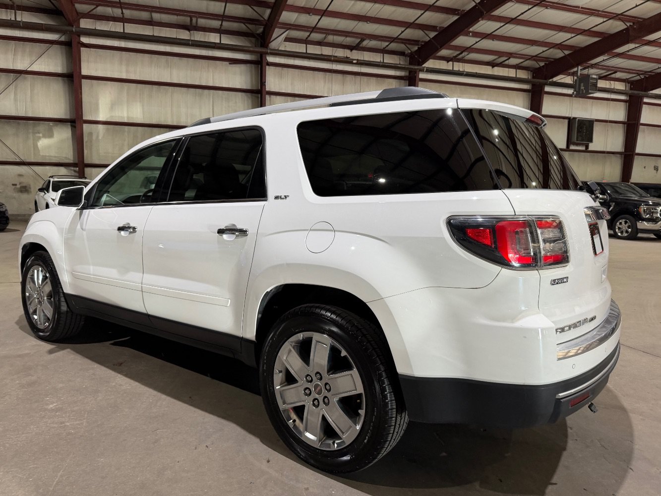 Used 2017 GMC Acadia Limited SLT FWD image 7