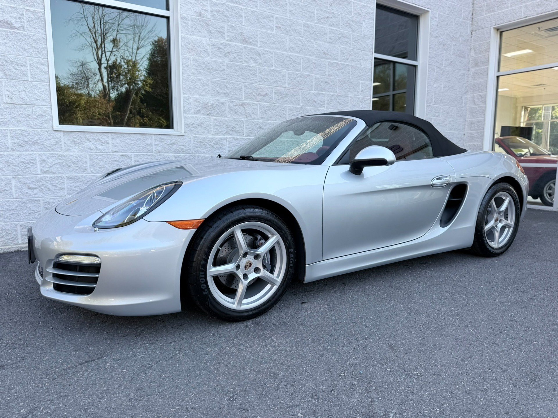 Used 2014 Porsche Boxster RWD image 3