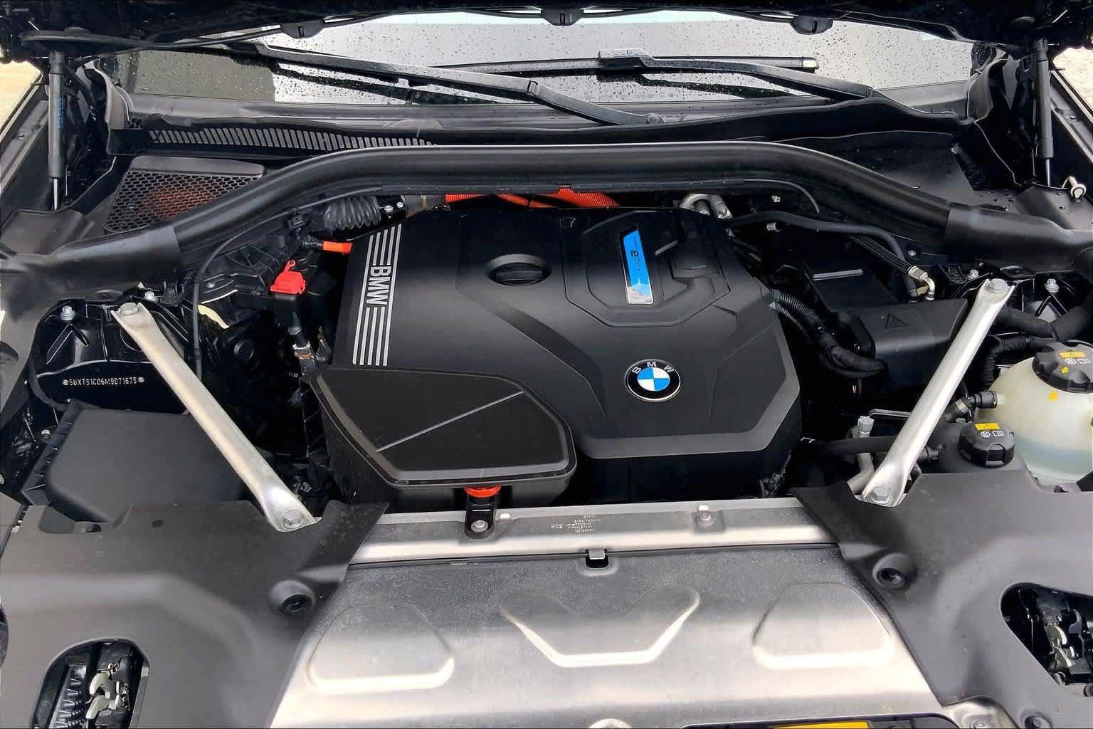 Used 2021 BMW X3 xDrive30e w/ Premium Package AWD/4WD image 9
