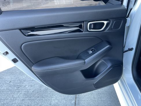 Certified 2024 Honda Civic Touring image 27