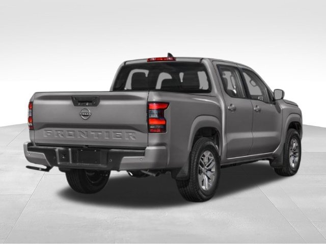 Used 2026 Nissan Frontier SV w/ Tow Package RWD image 2