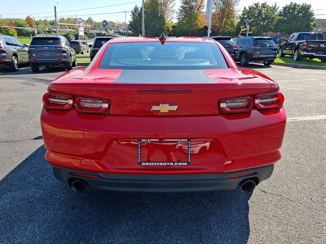 Used 2019 Chevrolet Camaro LT RWD image 7