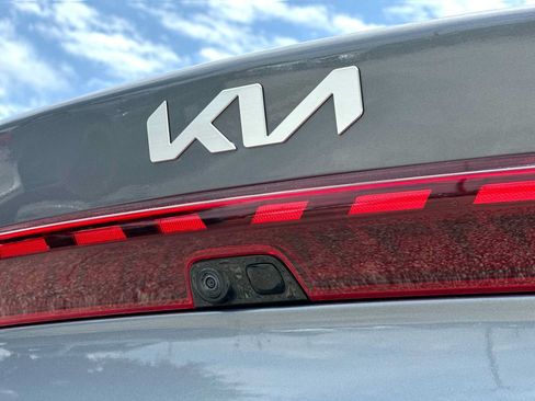 Used 2023 Kia K5 LXS FWD image 15
