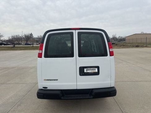 New 2026 Chevrolet Express 2500 RWD image 5