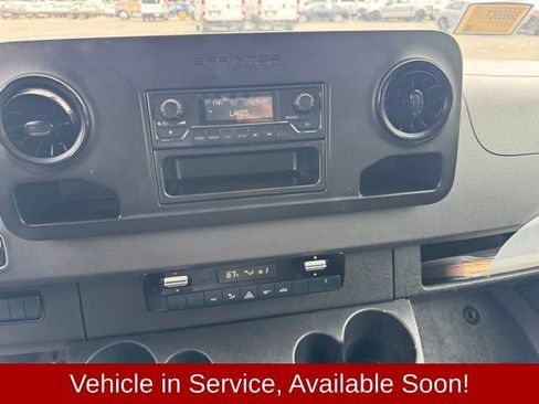 Used 2022 Mercedes-Benz Sprinter 1500 image 16
