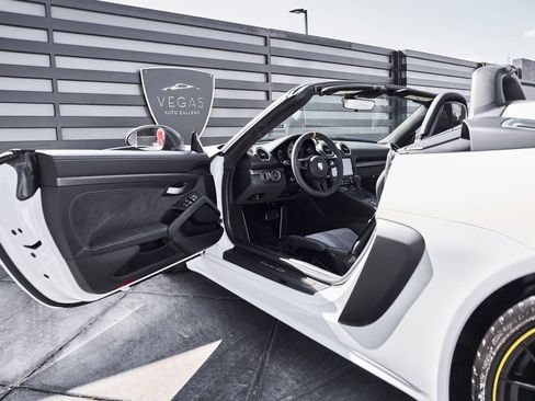 Used 2025 Porsche 718 Boxster Spyder RS RWD image 36