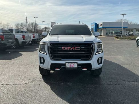Used 2024 GMC Yukon AT4 w/ AT4 Premium Package image 2