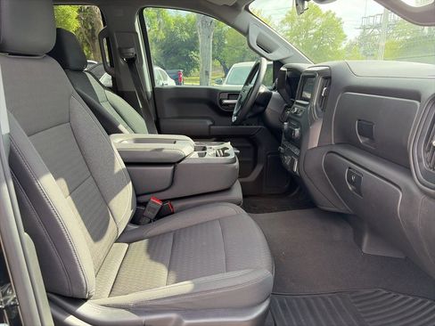 Used 2024 Chevrolet Silverado 1500 Custom Trail Boss AWD/4WD image 11