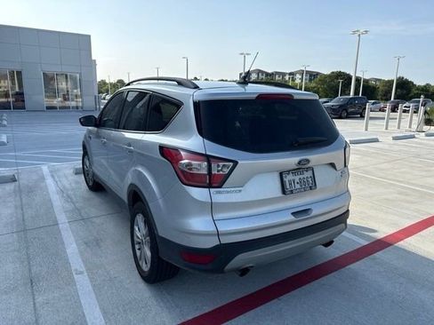 Used 2018 Ford Escape SEL FWD image 6