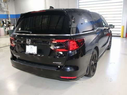 Certified 2024 Honda Odyssey Sport image 48