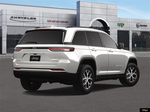 New 2025 Jeep Grand Cherokee Limited image 7