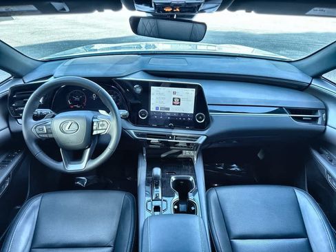 Used 2025 Lexus RX 350 FWD w/ Technology Package image 23