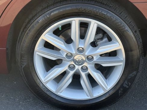 Used 2013 Toyota Avalon XLE Premium FWD image 13