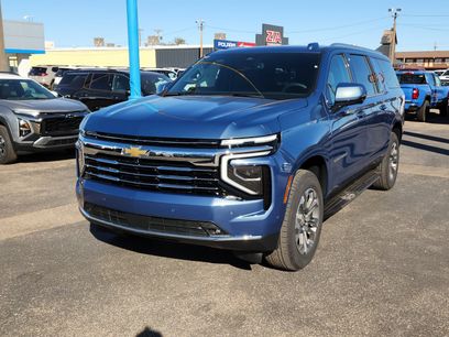 New 2026 Chevrolet Suburban LT w/ Comfort Package