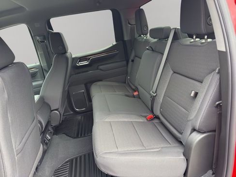 New 2026 GMC Sierra 1500 Elevation image 6