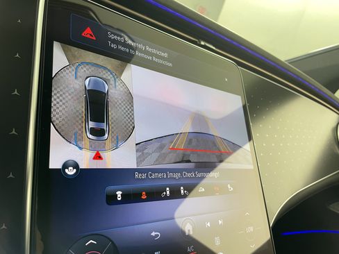 Certified 2022 Mercedes-Benz EQS 450+ Sedan image 21