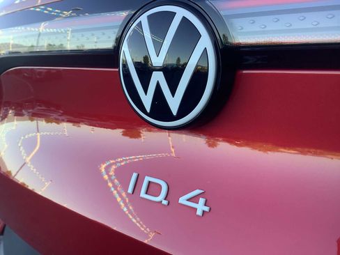 Used 2021 Volkswagen ID.4 Pro S w/ Gradient Package RWD image 6
