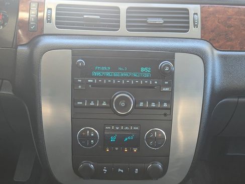 Used 2014 GMC Yukon SLT AWD/4WD image 14