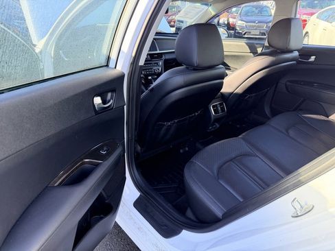 Used 2018 Kia Optima EX image 30