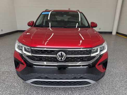 Certified 2024 Volkswagen Taos SEL AWD/4WD image 34