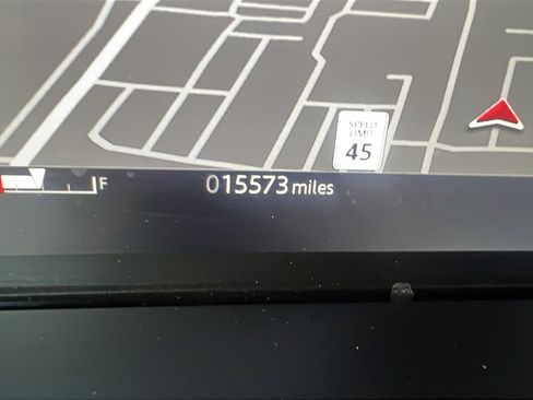 Used 2024 Land Rover Defender 110 Carpathian Edition AWD/4WD image 28