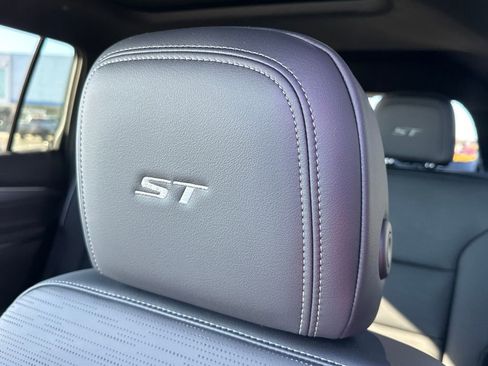 New 2026 Buick Enclave Sport Touring w/ Power Package image 12