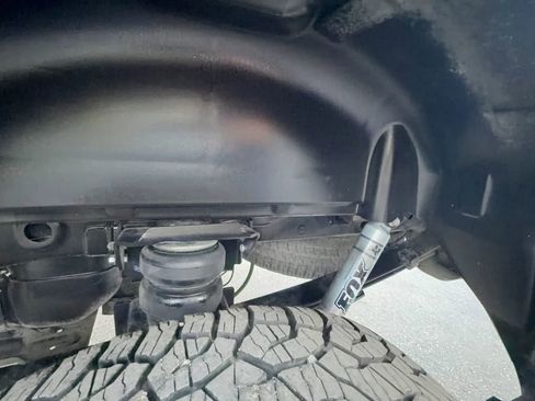 Used 2015 Ford F150 Lariat w/ Equipment Group 502A Luxury image 37