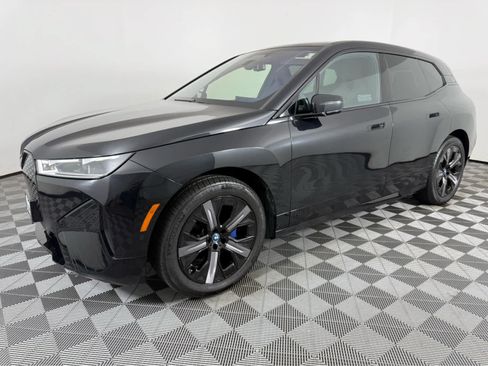 Certified 2024 BMW iX xDrive50 w/ Sport Package AWD/4WD image 7