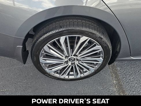 Used 2023 Nissan Altima 2.5 SL AWD/4WD image 11