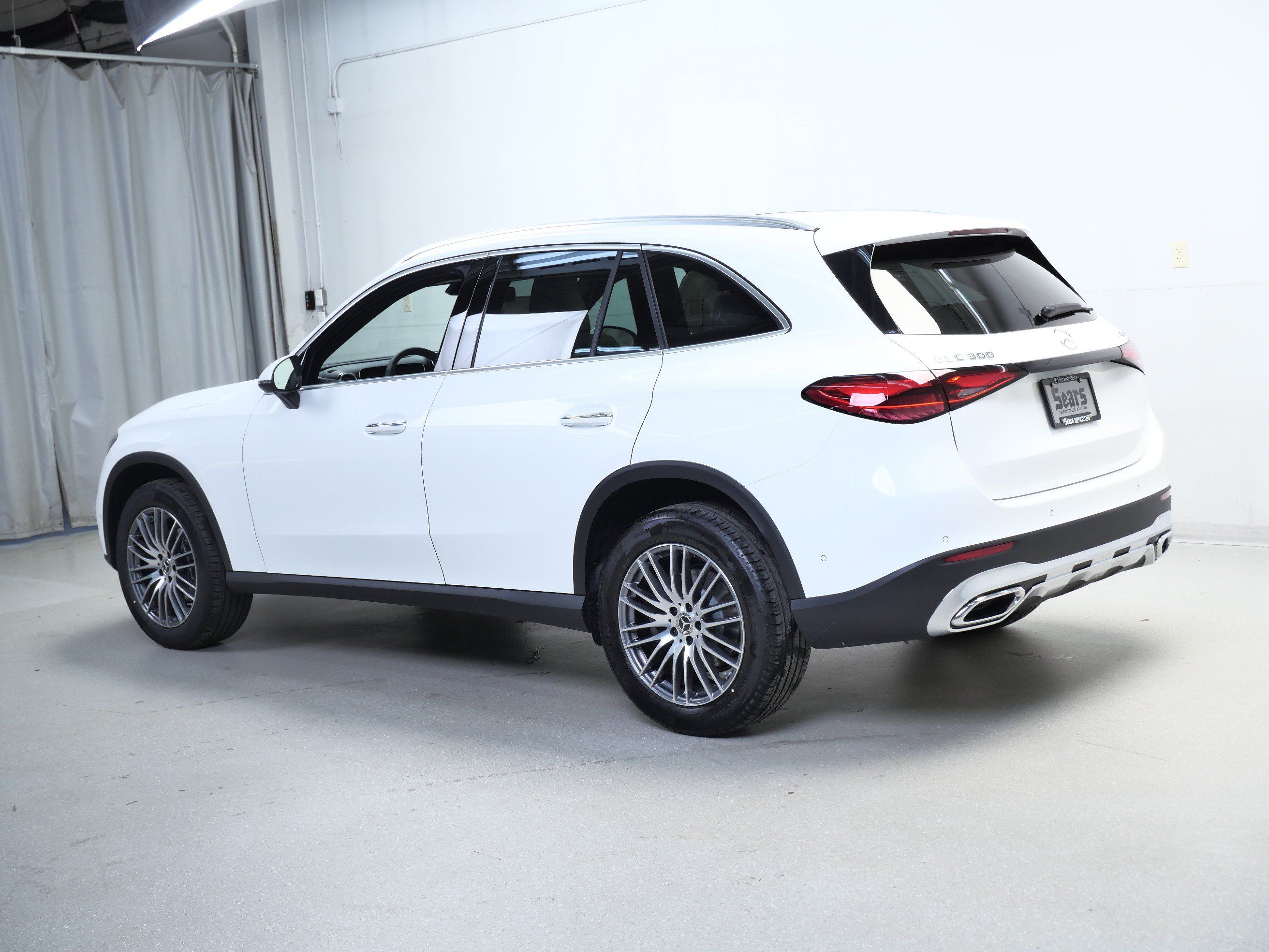 New 2026 Mercedes-Benz GLC 300 4MATIC image 7